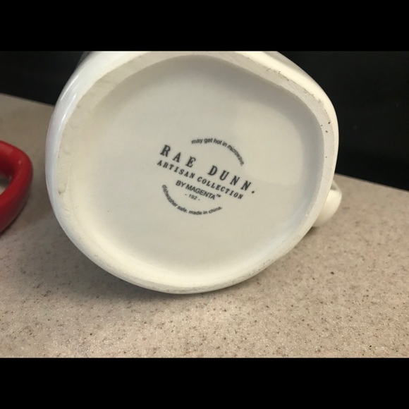 Rae Dunn White LOVE & Red XOXO Mugs NWOT - Picture 5 of 8